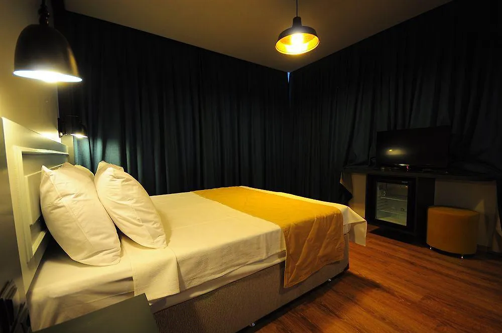 *** Hotel Pera Luna Residence Estambul Turquía