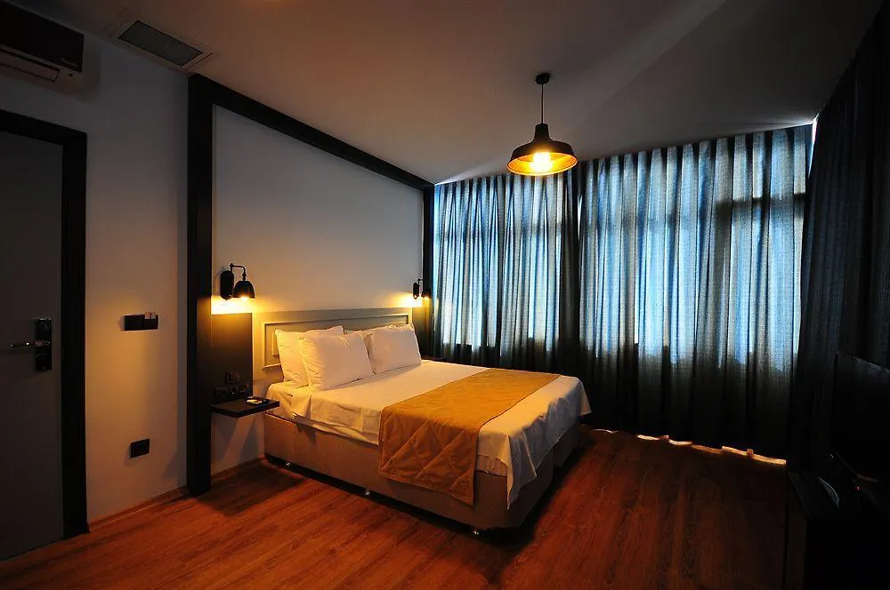 Pera Luna Residence Istanbul 3*,