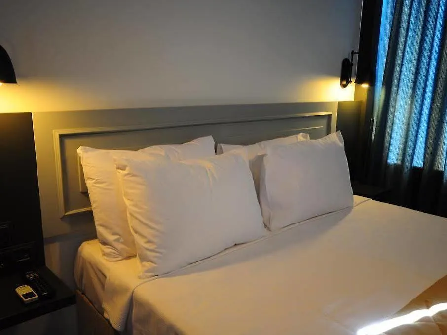 Pera Luna Residence Estambul Hotel